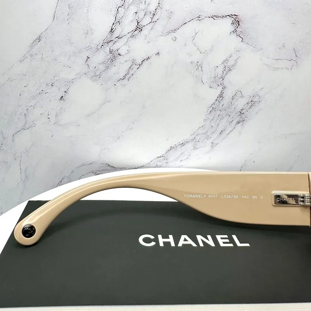 New CHANEL Sunglasses - Picture 8 of 16